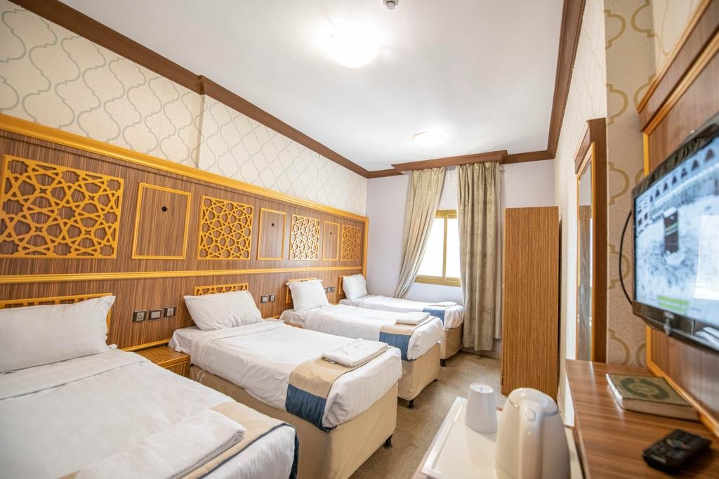 608f8b99-fe1c-4a48-93e0-b61ad20f93af